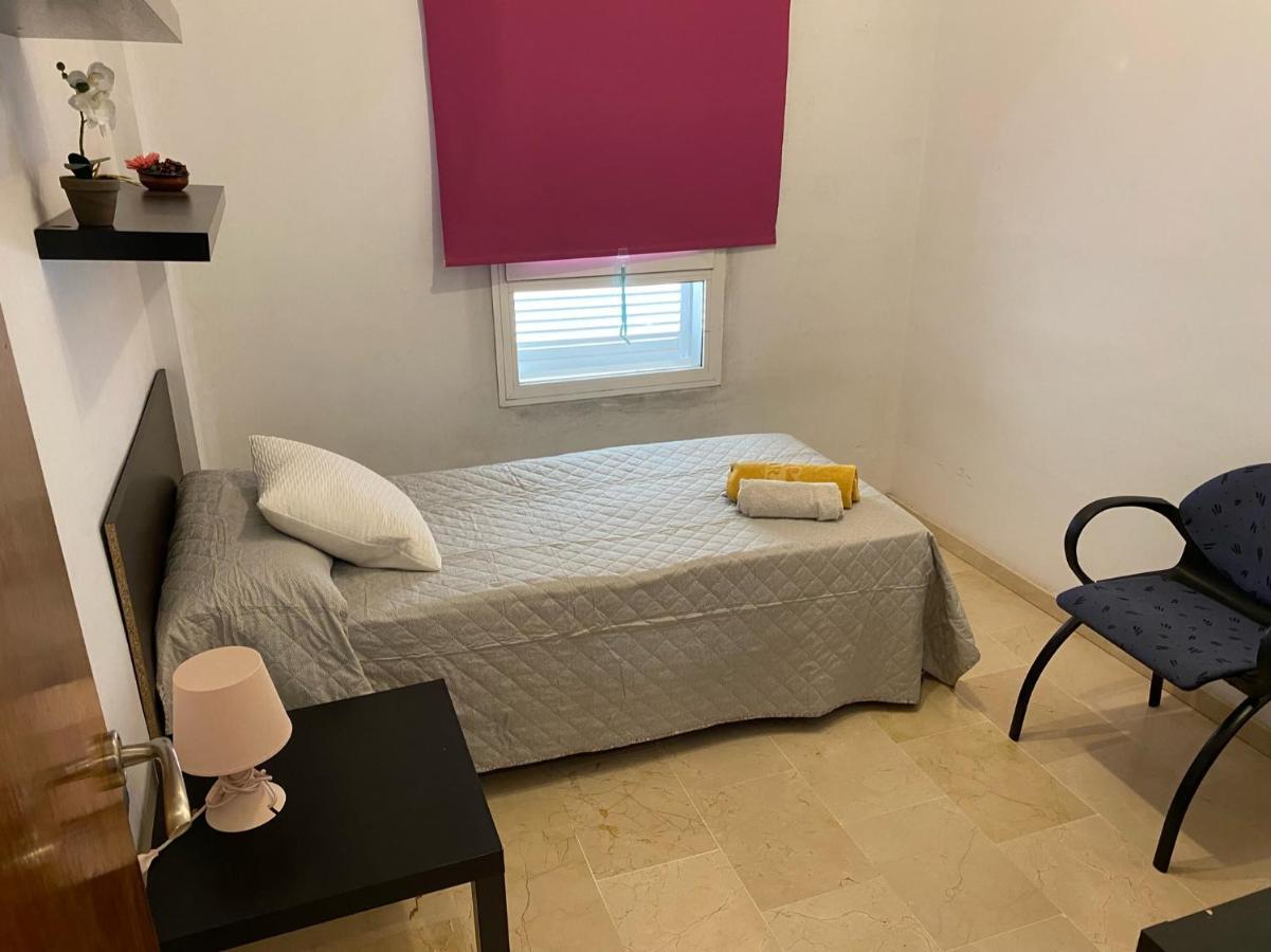 Castilleja , Casa-Apartamento Cerca Centro Sevilla Wifi Familias Trabajo Garaje Castilleja de la Cuesta Εξωτερικό φωτογραφία