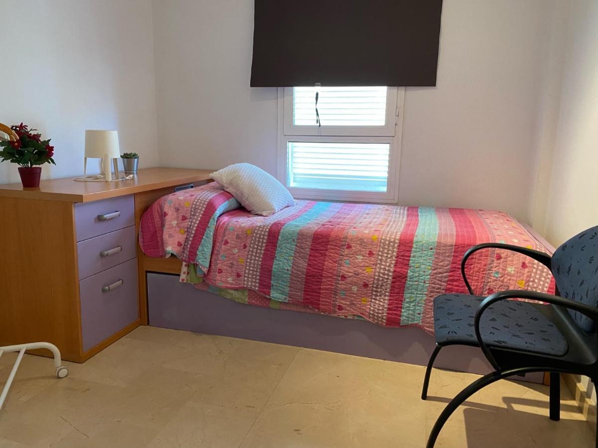 Castilleja , Casa-Apartamento Cerca Centro Sevilla Wifi Familias Trabajo Garaje Castilleja de la Cuesta Εξωτερικό φωτογραφία