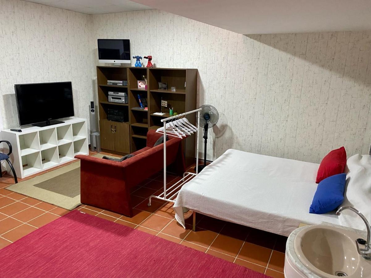 Castilleja , Casa-Apartamento Cerca Centro Sevilla Wifi Familias Trabajo Garaje Castilleja de la Cuesta Εξωτερικό φωτογραφία