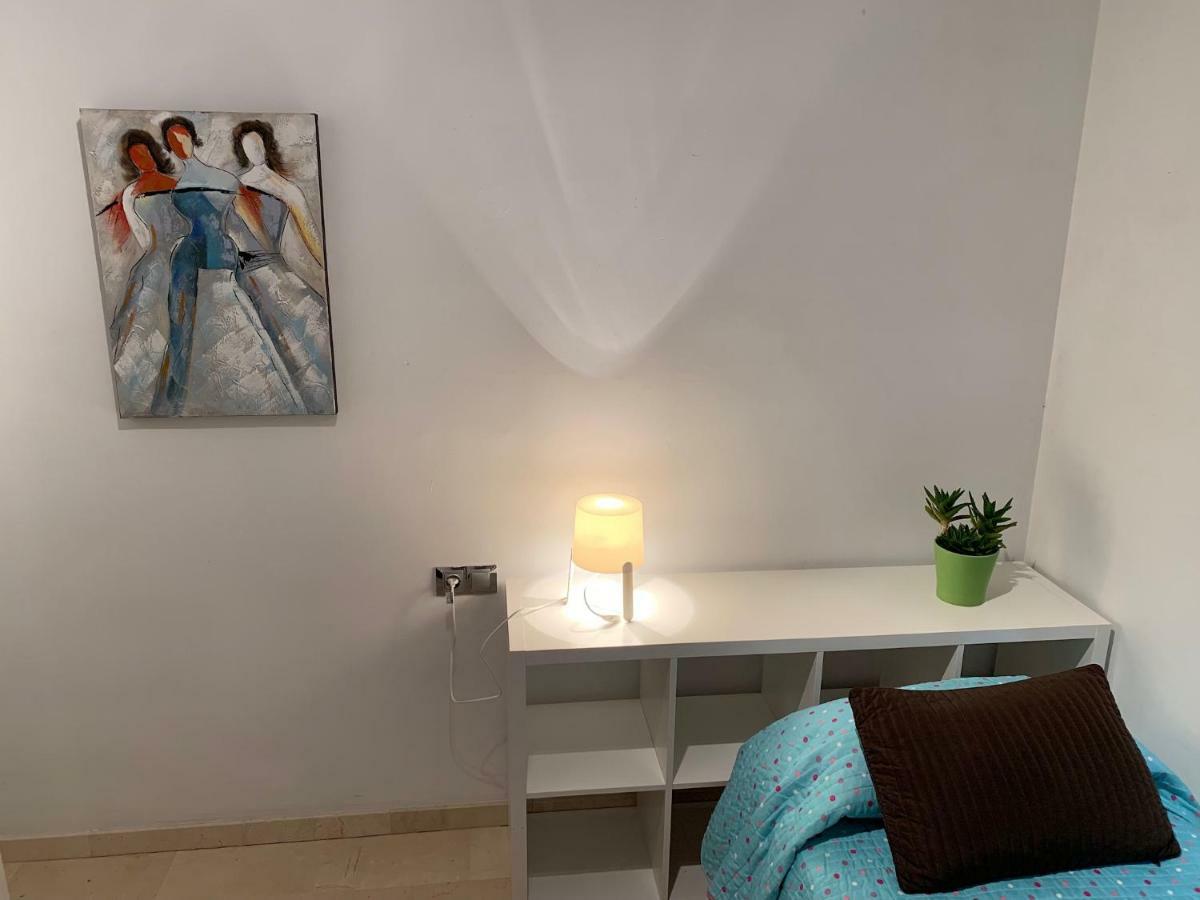 Castilleja , Casa-Apartamento Cerca Centro Sevilla Wifi Familias Trabajo Garaje Castilleja de la Cuesta Εξωτερικό φωτογραφία